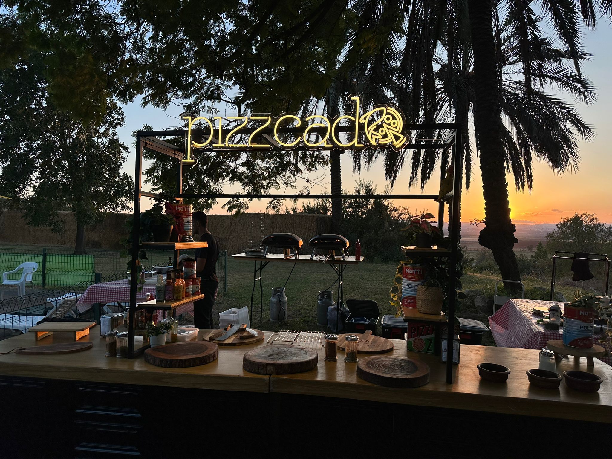 Pizzcado Experience